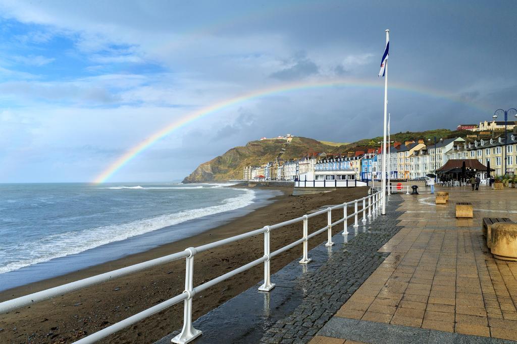 Sea View Ar Lan Y Mor Luxury Apartment Aberystwyth Kültér fotó
